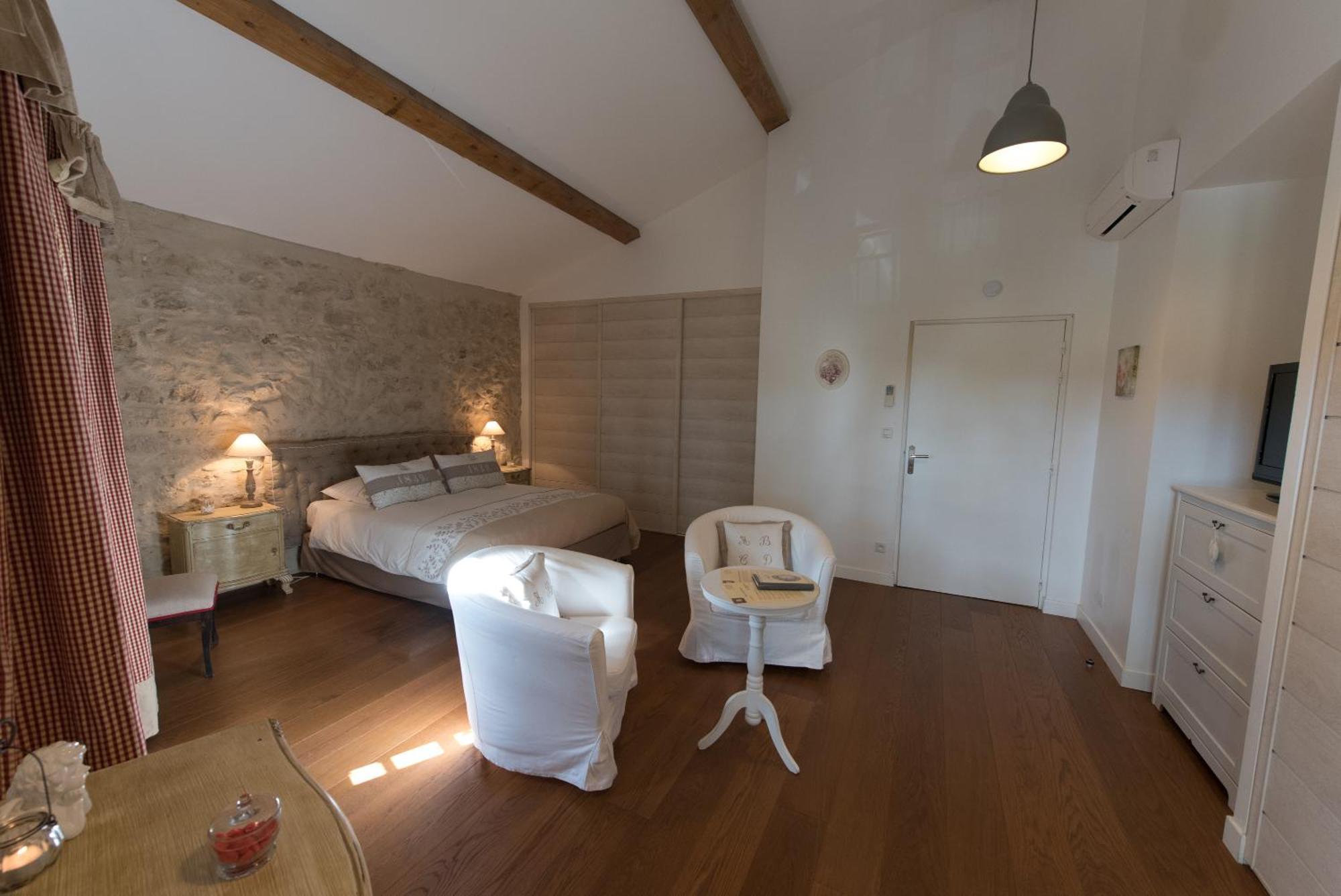 Le Relais De Pigasse Hotel Ouveillan Екстериор снимка