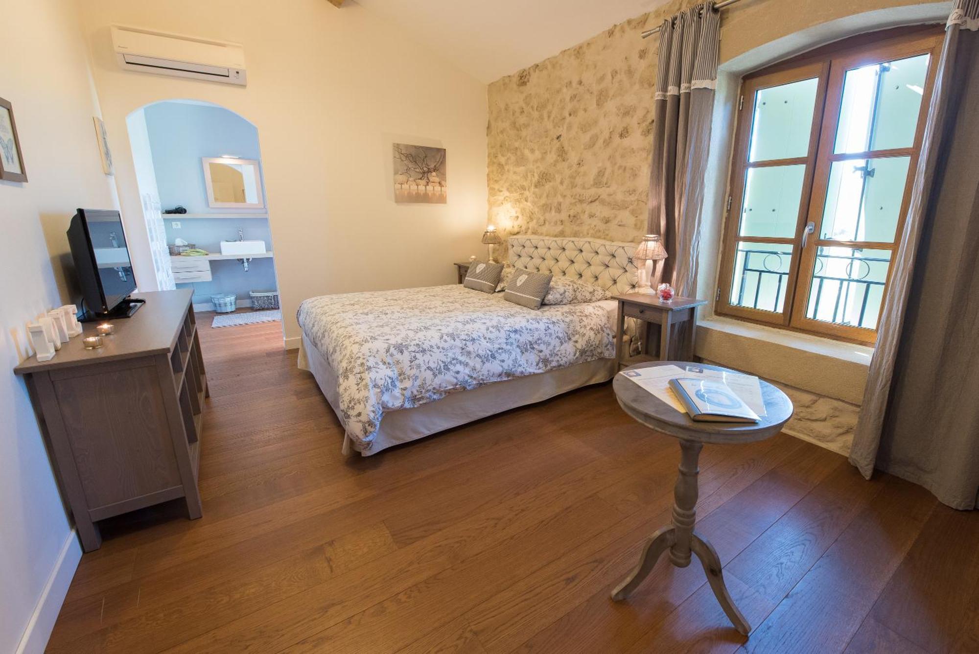 Le Relais De Pigasse Hotel Ouveillan Стая снимка